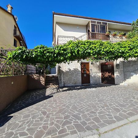 Appartamento Apartma Pina Izola Esterno foto