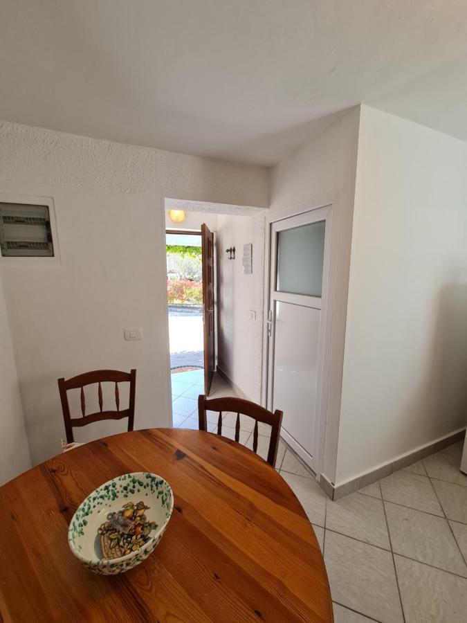 Appartamento Apartma Pina Izola Esterno foto