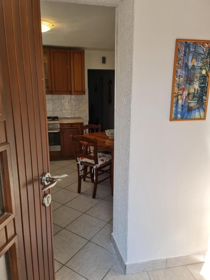 Appartamento Apartma Pina Izola Esterno foto