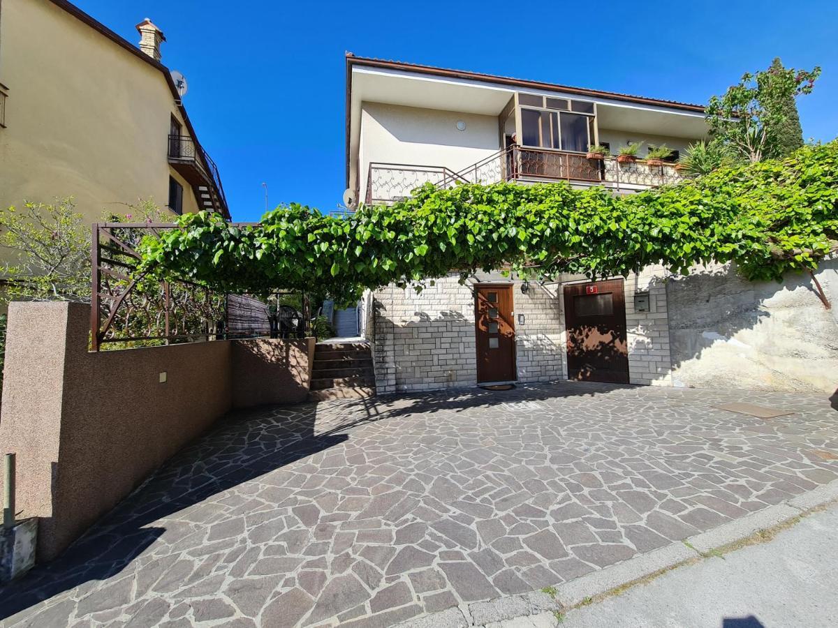 Appartamento Apartma Pina Izola Esterno foto